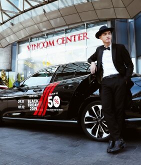 Roadshow trăng đen