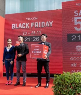 Xếp hàng nhận ưu đãi